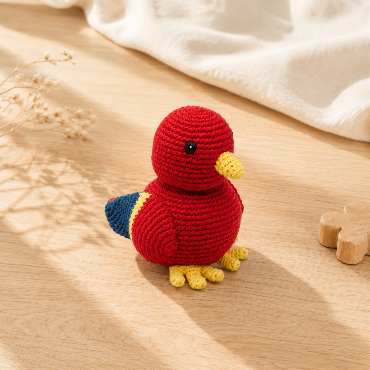 LS2483 - Parrot Rattle 1