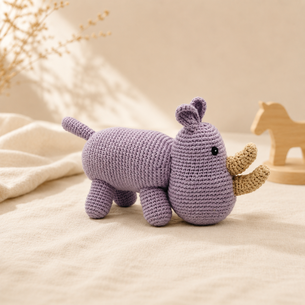 LS2553 - Rhino Rattle 1